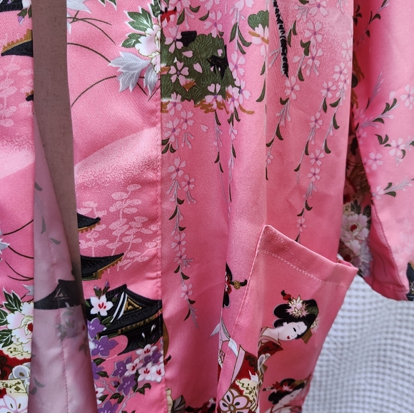 Vintage Made in Japan Bold Floral Kimono Dressing Gown Robe Coat OS Polyester - Picture 4 of 16